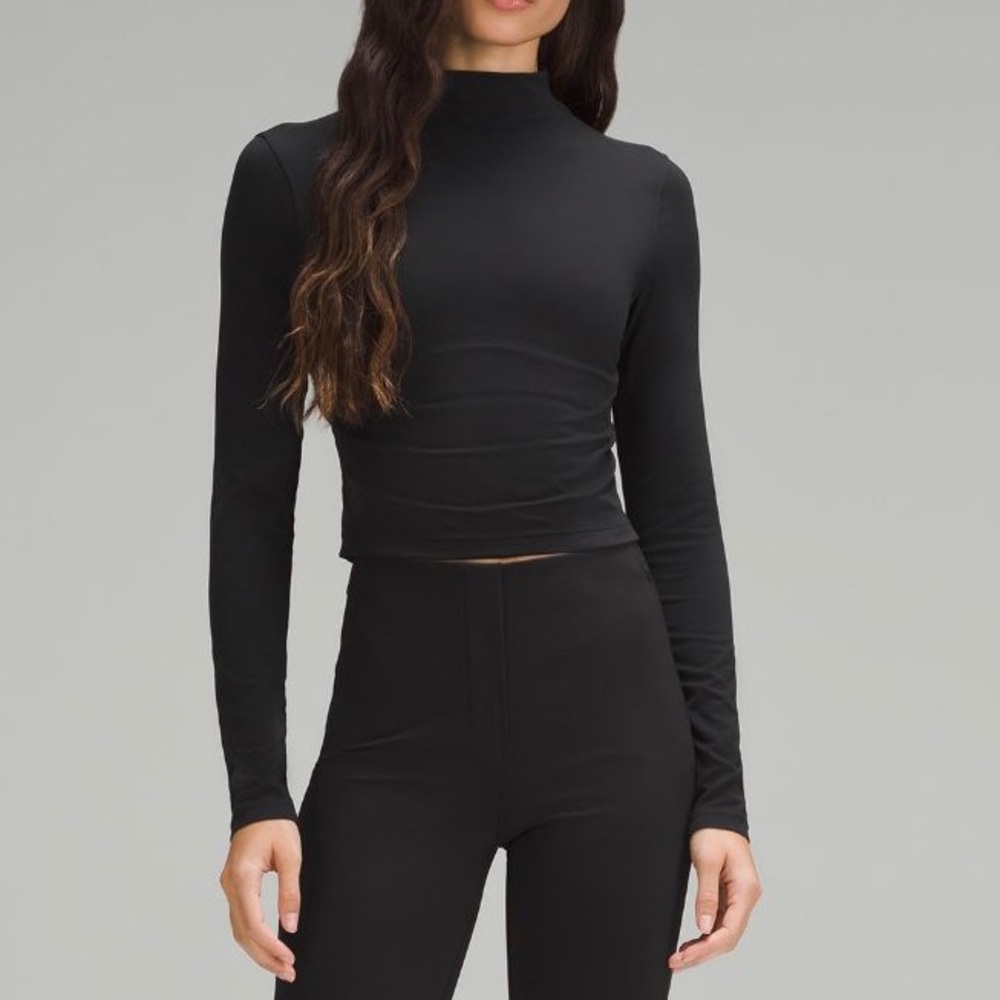 Aligned Mockneck Long-sleeved shirt